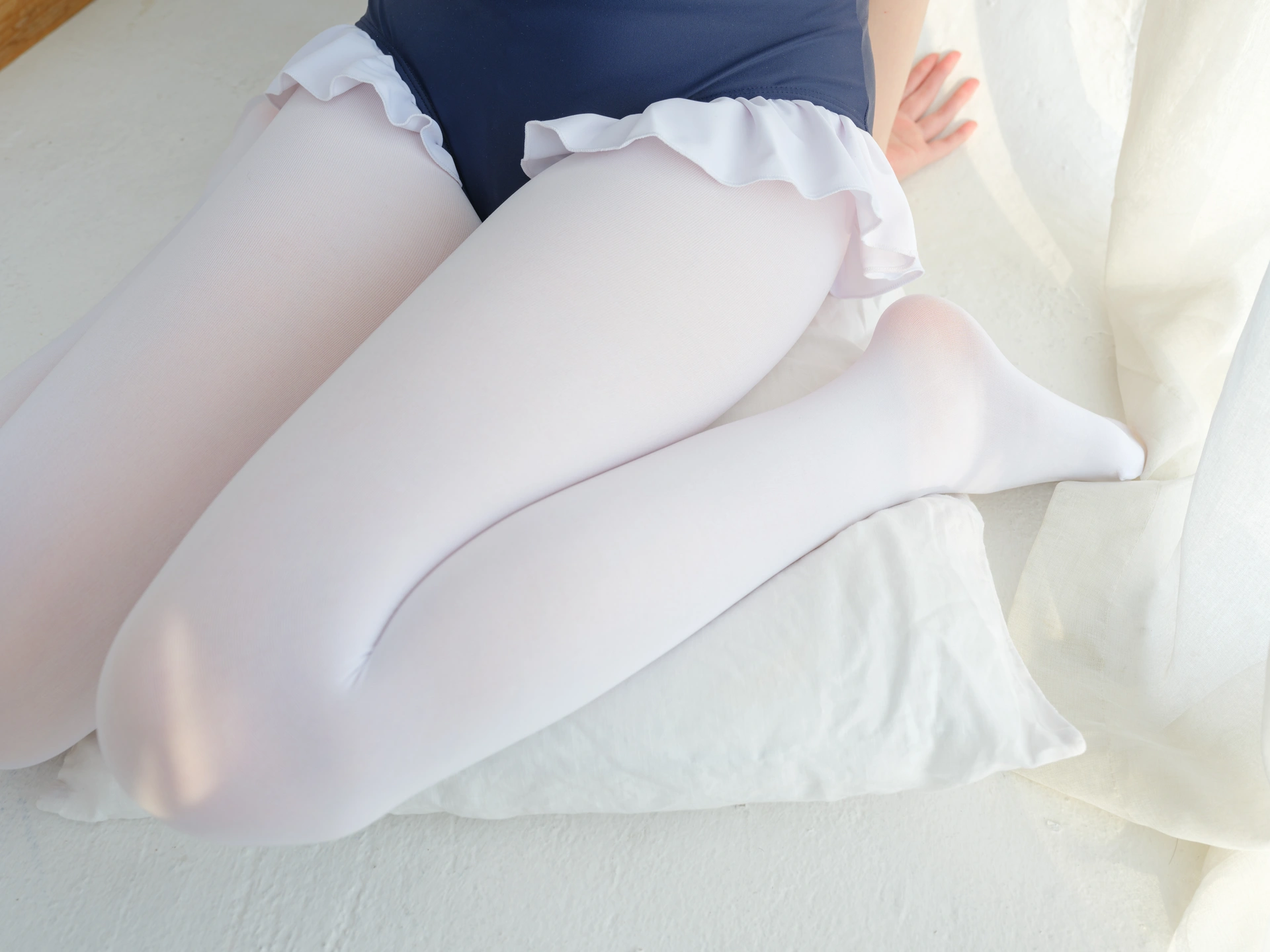 森萝财团写真 – aika 白丝 80D插图1